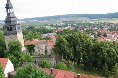 La torre di Pisa non è  da sola